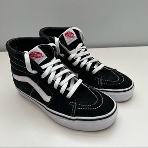 Women’s Vans Black SK8-HI (size 7.5)